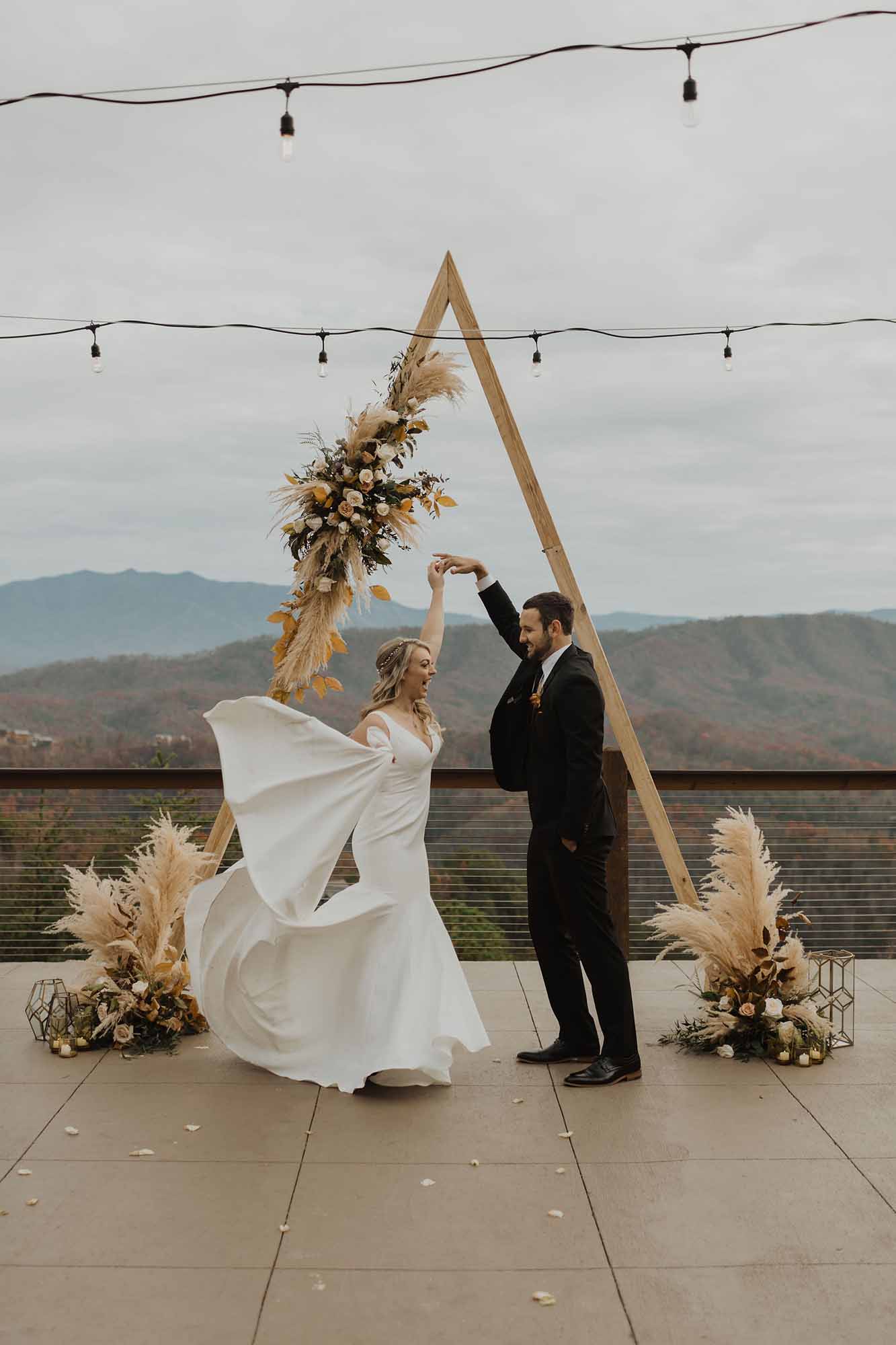 Unforgettable Wedding Arch Ideas | The Magnolia Venue | Smoky Mountain