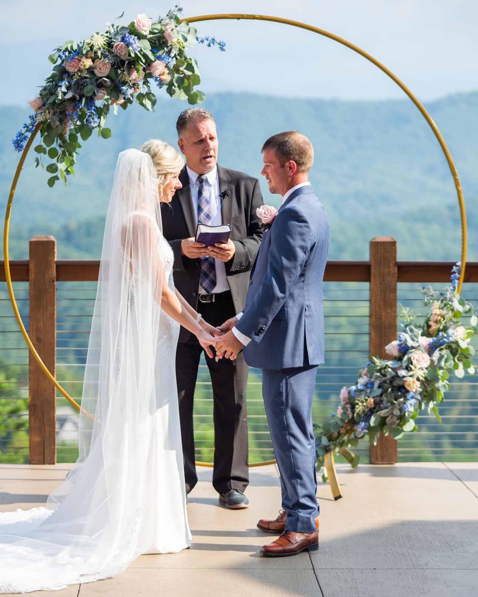 Circle Arch for Ceremony