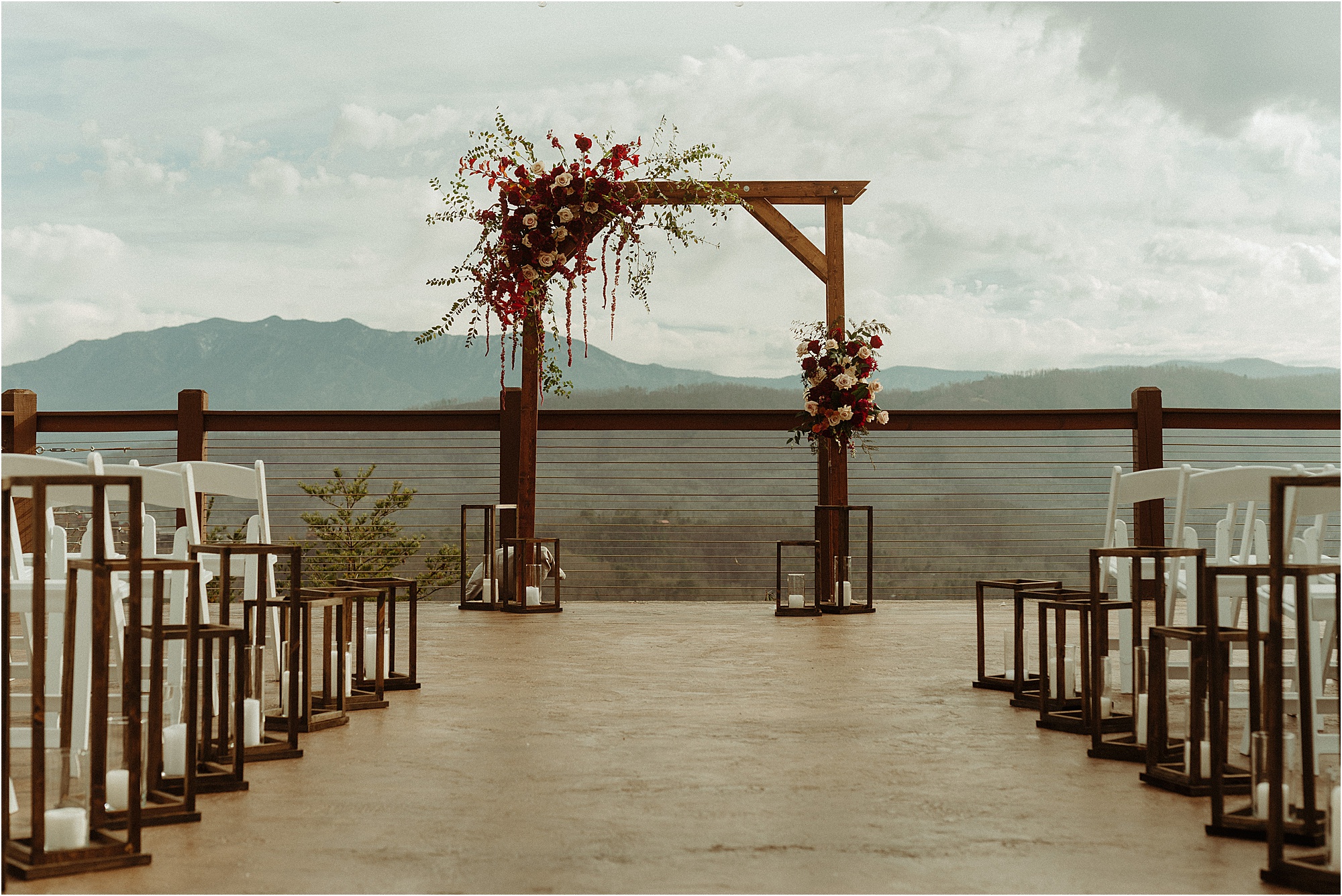 wedding ceremony arbor and chairs at montainside wedding venue