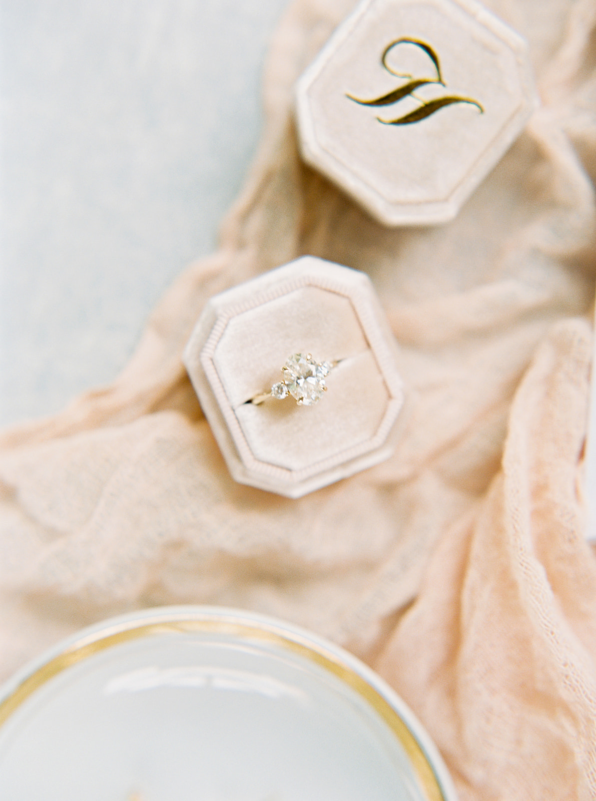 Juicebeats Photography | The Magnolia Venue | Light & airy wedding in neutral tones