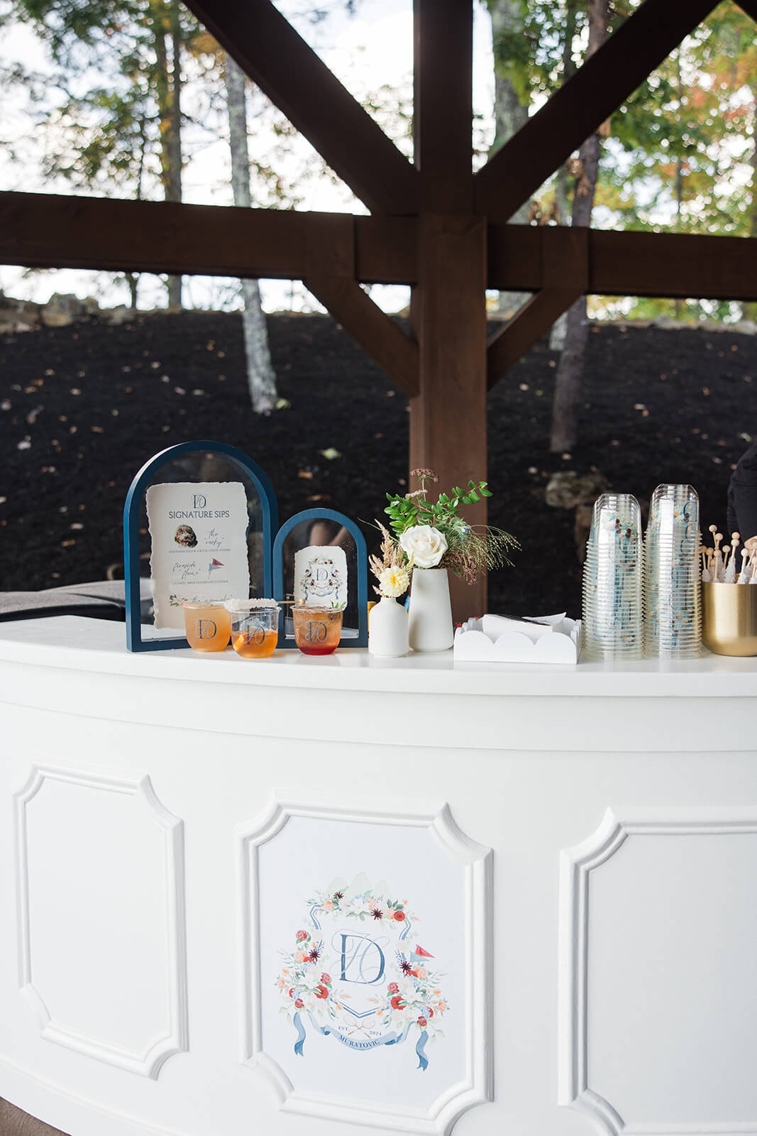 Guests enjoying signature drinks during a personalized fall wedding celebration at The Magnolia Venue