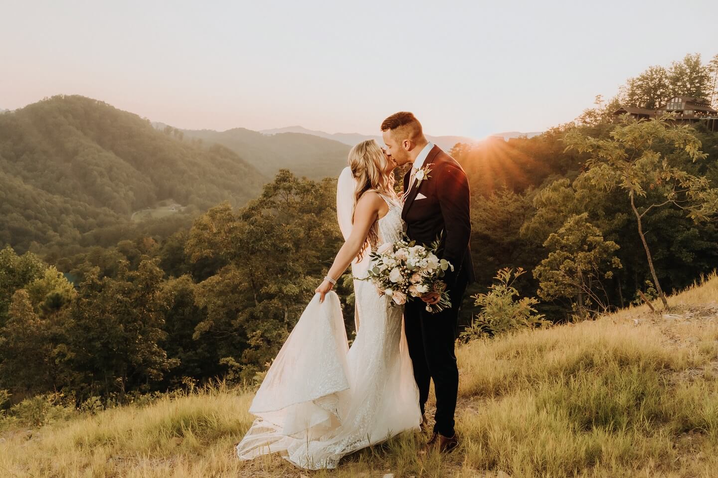 Top TN Photographer | Derek Halkett Photography | The Magnolia Venue | Smoky Mountains