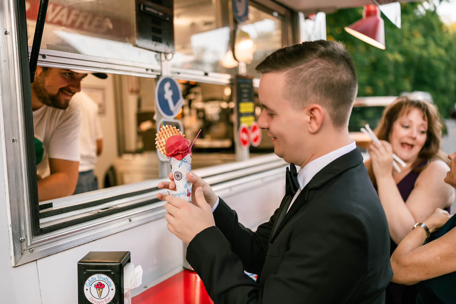 Modern Mountain Wedding in East Tennessee