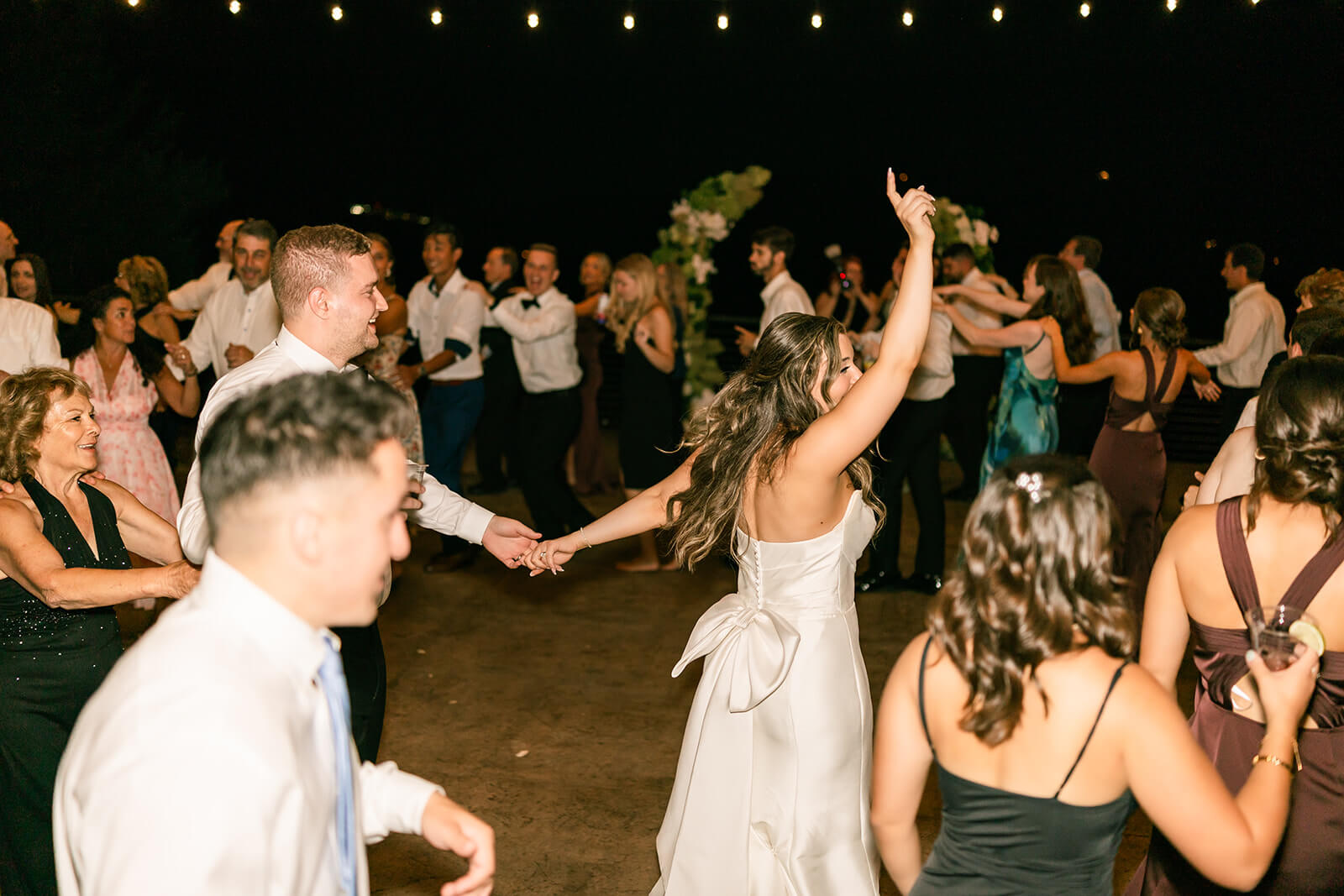 Modern Mountain Wedding in East Tennessee